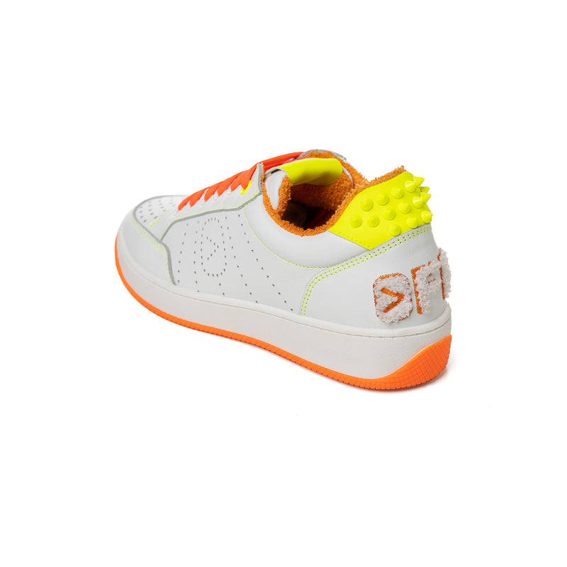 COMO ORANGE YELLOW STUDS